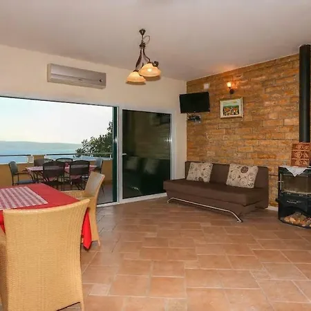 The Double With Pool Is Located In Krilo Jasenice And Provides A Place For Villa Jesenice (Split-Dalmatia)