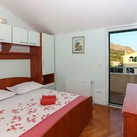 The Double With Pool Is Located In Krilo Jasenice And Provides A Place For Villa Jesenice (Split-Dalmatia)