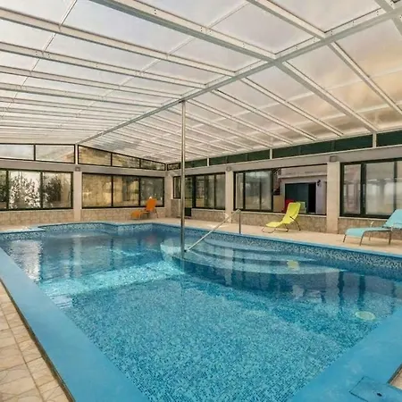 The Double With Pool Is Located In Krilo Jasenice And Provides A Place For Villa *
