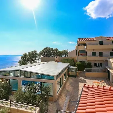 The Double With Pool Is Located In Krilo Jasenice And Provides A Place For *