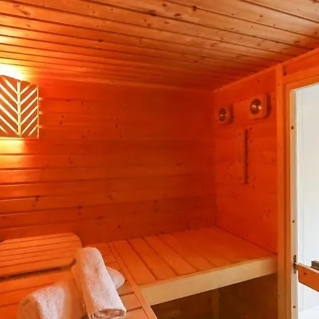 The Double With Pool Is Located In Krilo Jasenice And Provides A Place For * Jesenice (Split-Dalmatia)
